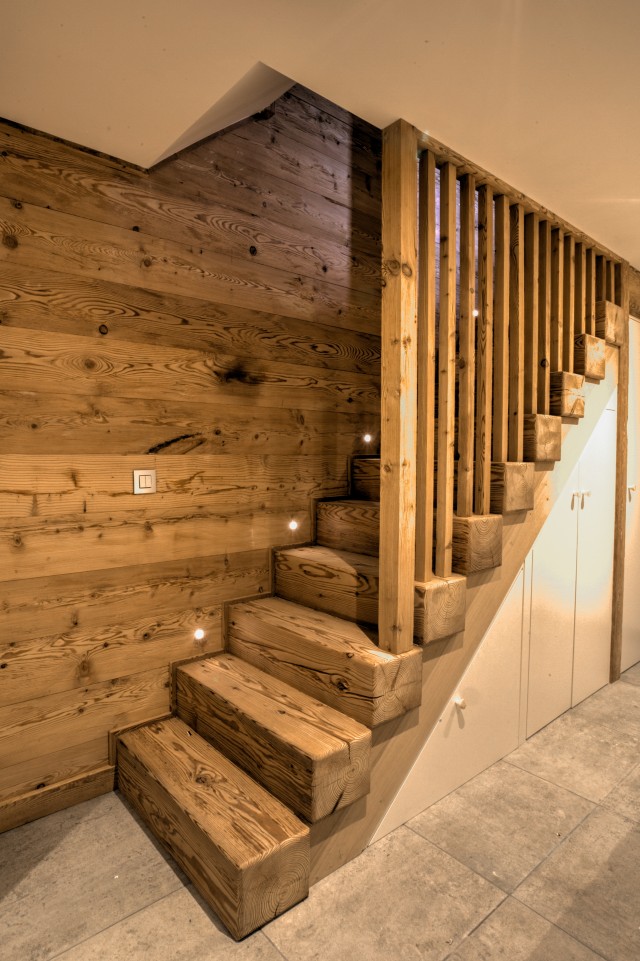 Beautiful heavy block wood staircase